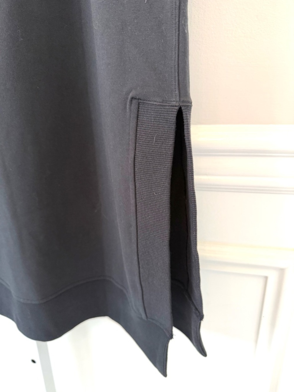 Lululemon Black Mock Neck Shift Dress Sleeveless French Terry Pockets 6 NWT - Picture 10 of 12